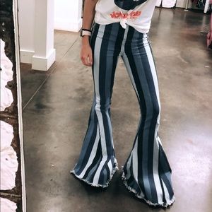 Show Me Your MuMu Berkeley Bell zip up